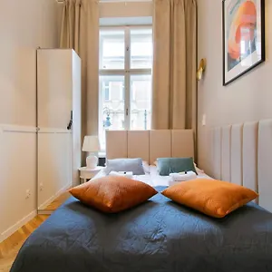  Apartament Modern Pilsudskiego Street